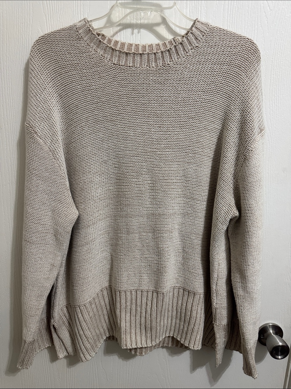 American Eagle Long Weekend Pullover Knit Sweater Everyday Wear M Crew Neck Line